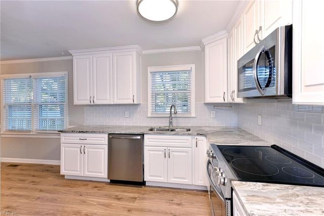 83 Springdale DR, Newport News, VA 23608