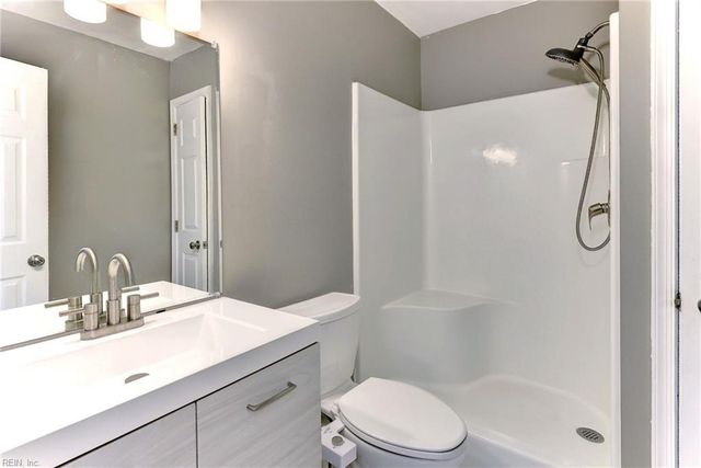 83 Springdale DR, Newport News, VA 23608