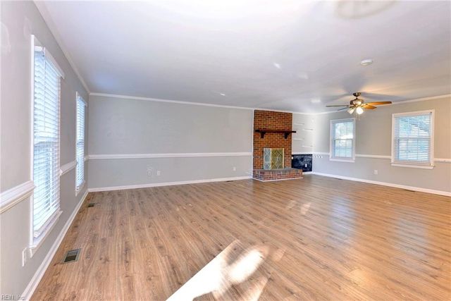 83 Springdale DR, Newport News, VA 23608
