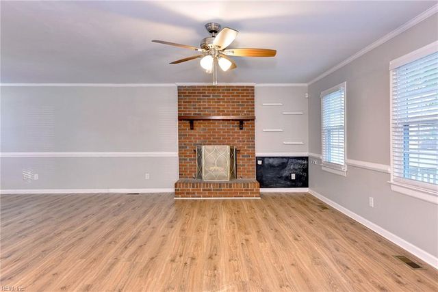 83 Springdale DR, Newport News, VA 23608