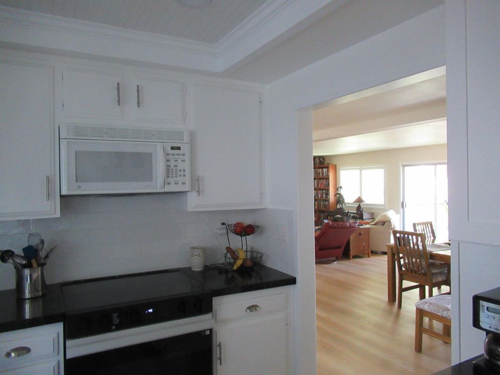 Image 4 of property listing at 5370 5370 Punta Alta # 2A, Laguna Woods, CA 92637