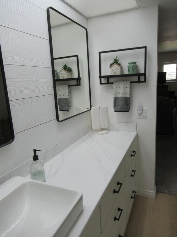 Image 9 of property listing at 5370 5370 Punta Alta # 2A, Laguna Woods, CA 92637