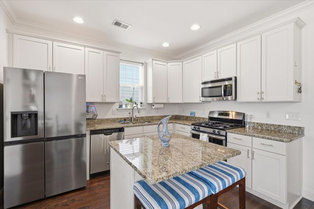 854 Rue Drive, Charleston, SC 29414