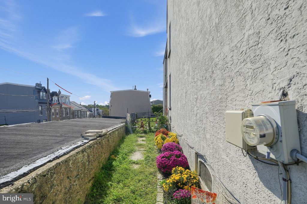 4118 MANAYUNK AVE, PHILADELPHIA, PA 19128 — photo 4