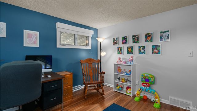 63 Constance Lane, Cheektowaga, NY 14227