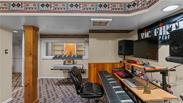 63 Constance Lane, Cheektowaga, NY 14227