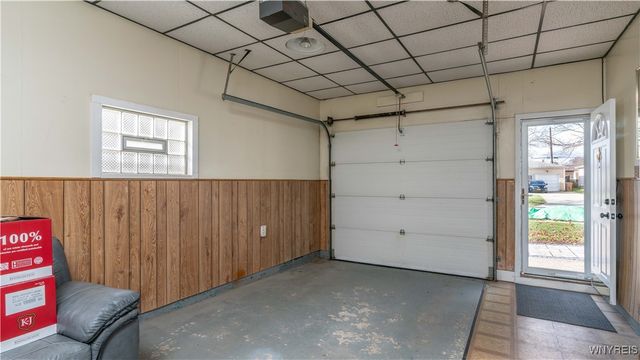 63 Constance Lane, Cheektowaga, NY 14227