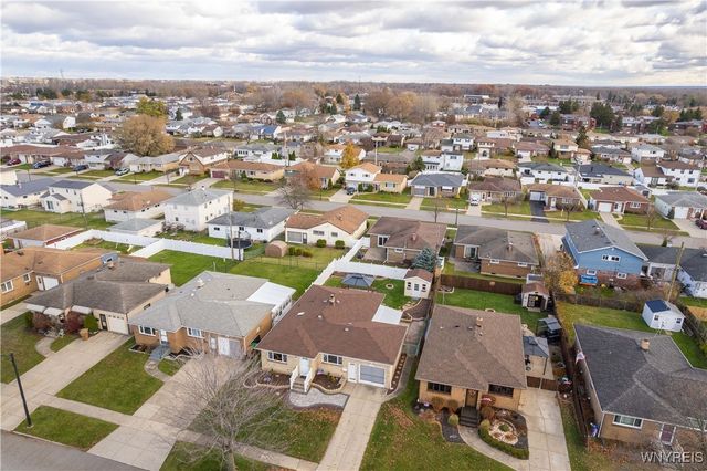 63 Constance Lane, Cheektowaga, NY 14227