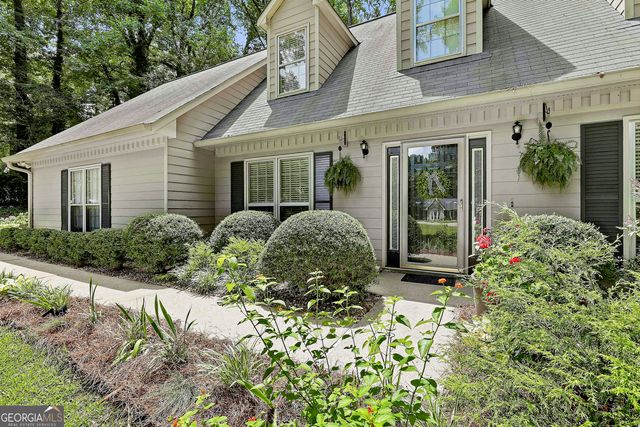 110 Greenbriar Trail, Lagrange, GA 30241