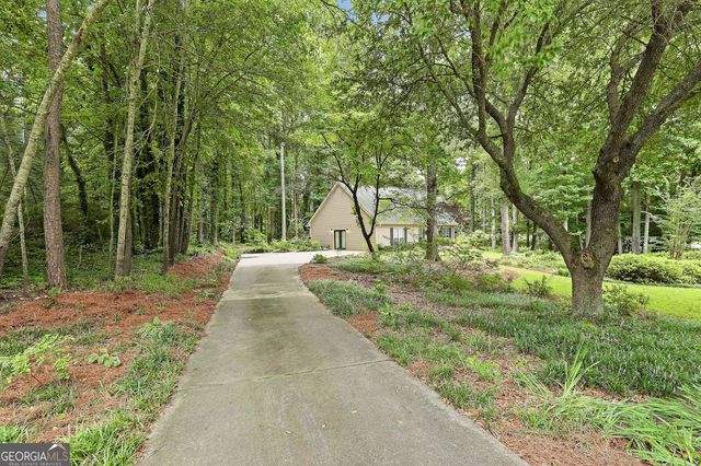 110 Greenbriar Trail, Lagrange, GA 30241