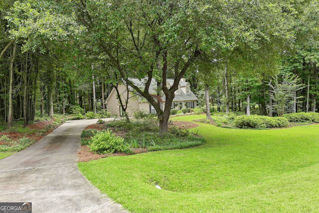 110 Greenbriar Trail, Lagrange, GA 30241