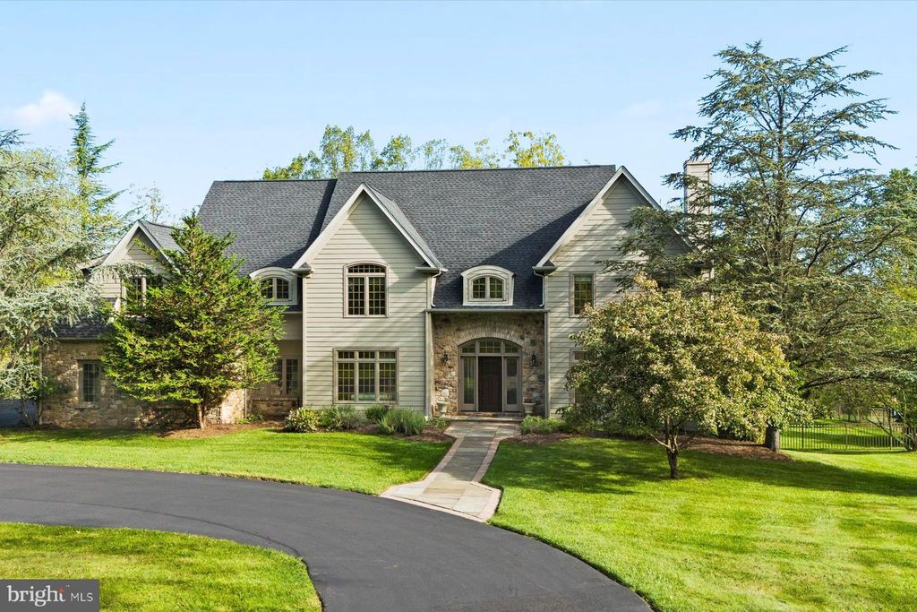 105 WYNFIELD LN, New Hope, PA 18938