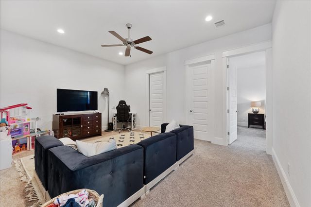 2221 Salt Grass Trail, Conroe, TX 77384