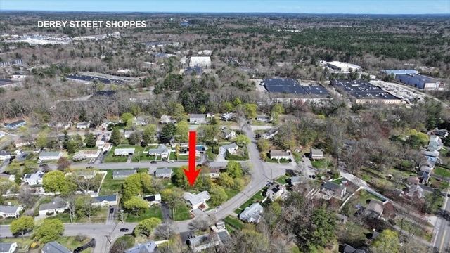 72 Ledgebrook Rd, Weymouth, MA 02190
