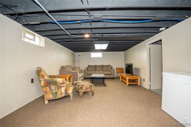 48 Castlewood Drive, Cheektowaga, NY 14227