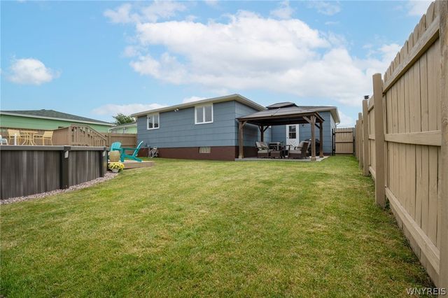 48 Castlewood Drive, Cheektowaga, NY 14227