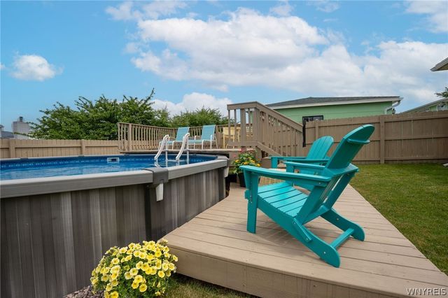 48 Castlewood Drive, Cheektowaga, NY 14227