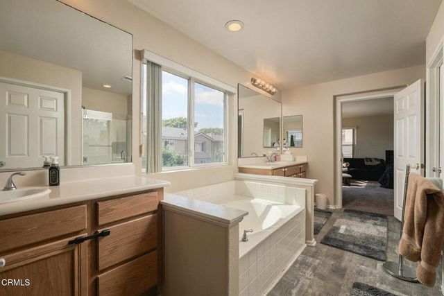 799 FRESCA Drive, Oxnard, CA 93030