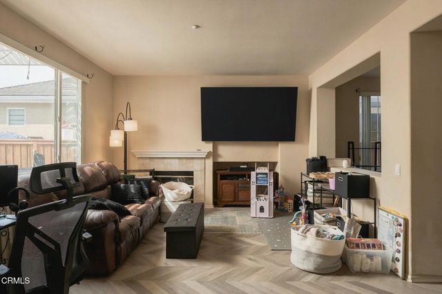 799 FRESCA Drive, Oxnard, CA 93030