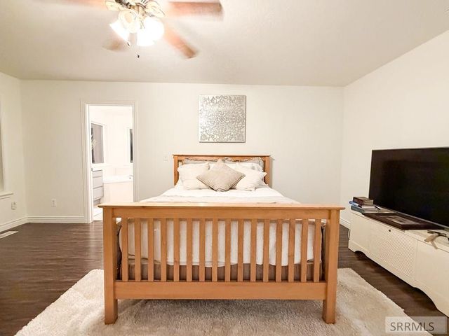 634 N 3200 E, Menan, ID 83434