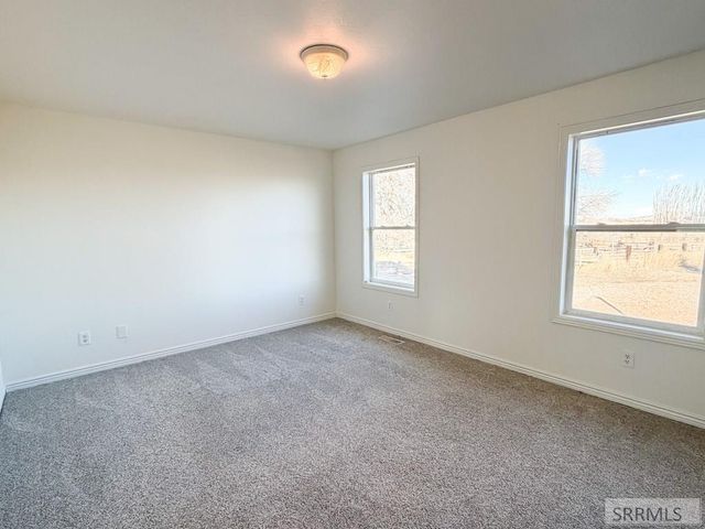 634 N 3200 E, Menan, ID 83434