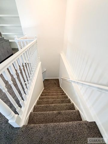 634 N 3200 E, Menan, ID 83434