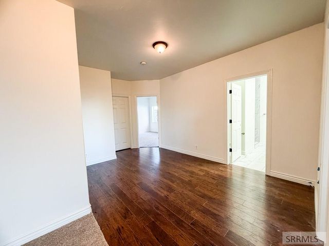 634 N 3200 E, Menan, ID 83434