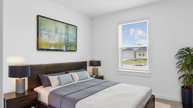 1335 Isola Bella Drive, Richmond, TX 77406