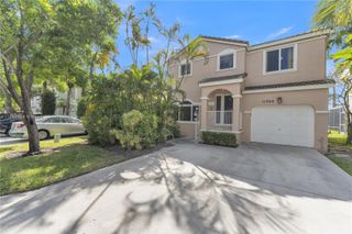 11764 SW 1st St, Coral Springs, FL 33071