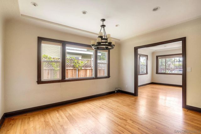 3378 N Mountain View Dr, San Diego, CA 92116