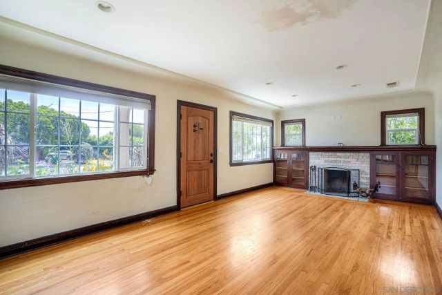 3378 N Mountain View Dr, San Diego, CA 92116