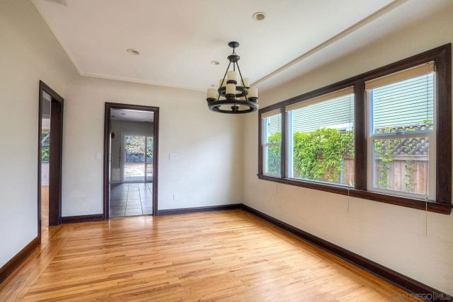 3378 N Mountain View Dr, San Diego, CA 92116