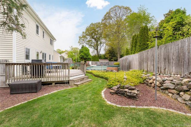 44 Woodland Road, Miller Place, NY 11764