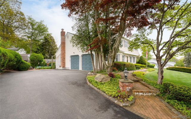 44 Woodland Road, Miller Place, NY 11764