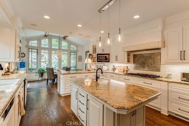 6515 Kathryn Drive, Cambria, CA 93428