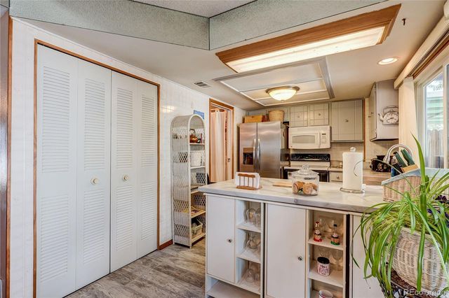 1183 S Troy Street, Aurora, CO 80012