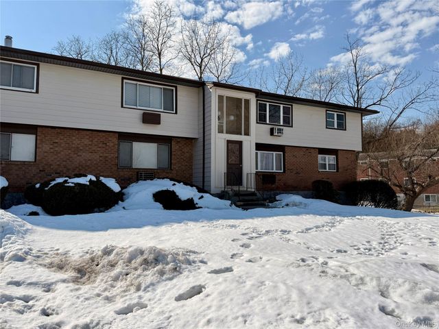 606 Parr Meadow Drive 6F, Newburgh, NY 12550