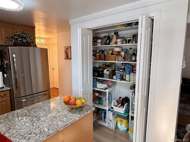 606 Parr Meadow Drive 6F, Newburgh, NY 12550