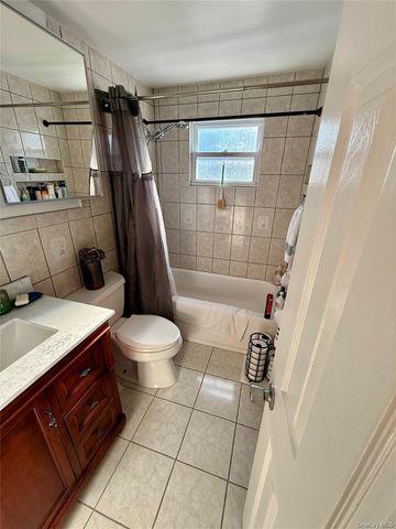 606 Parr Meadow Drive 6F, Newburgh, NY 12550