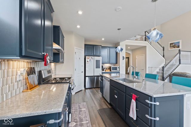 9962 Mosaic Blue Way, Indianapolis, IN 46239