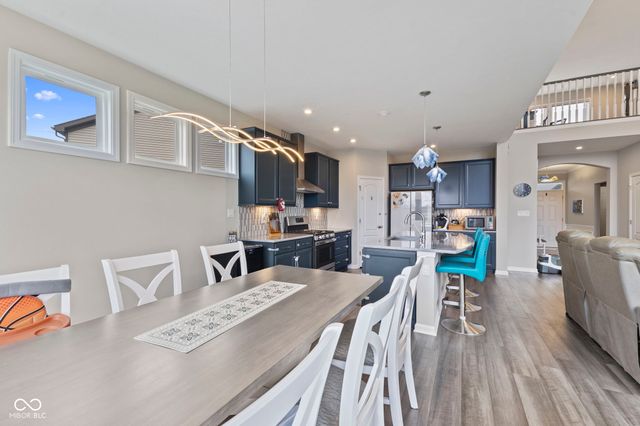 9962 Mosaic Blue Way, Indianapolis, IN 46239