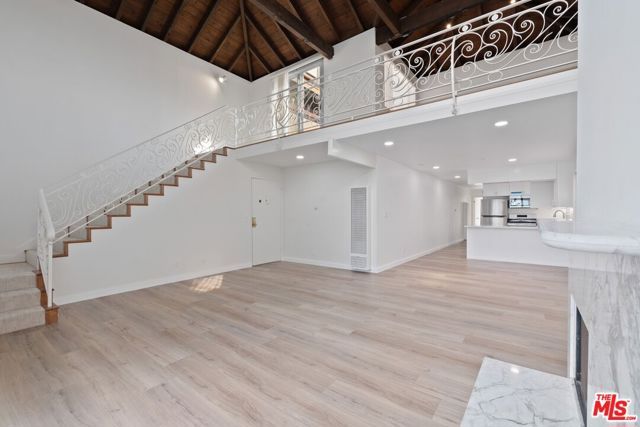 122 Buccaneer Street 3, Marina Del Rey, CA 90292