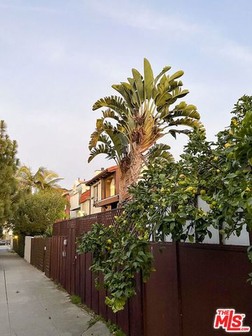 122 Buccaneer Street 3, Marina Del Rey, CA 90292