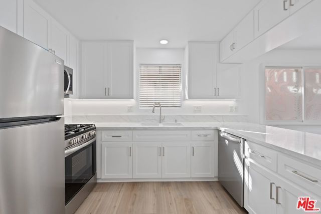 122 Buccaneer Street 3, Marina Del Rey, CA 90292