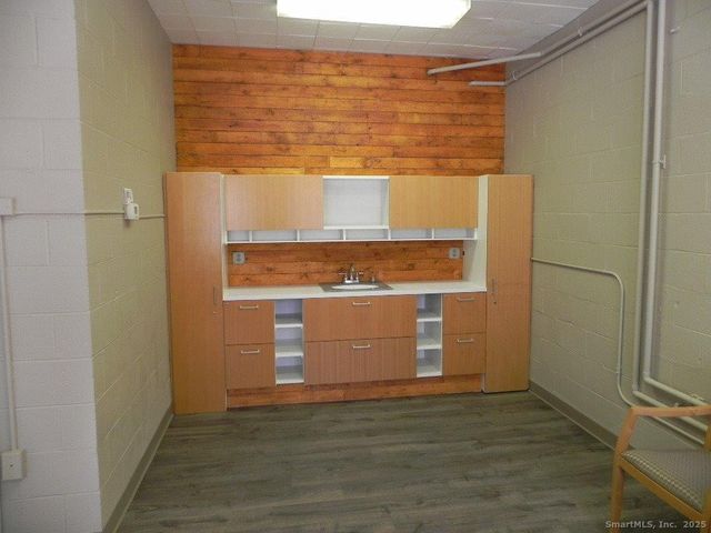 488 Derby Avenue, West Haven, CT 06516