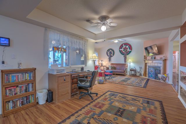 6841 Augusta Hills Drive NE, Rio Rancho, NM 87144