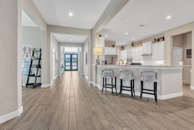 1541 N Blue Bonnet Lane, Angleton, TX 77515