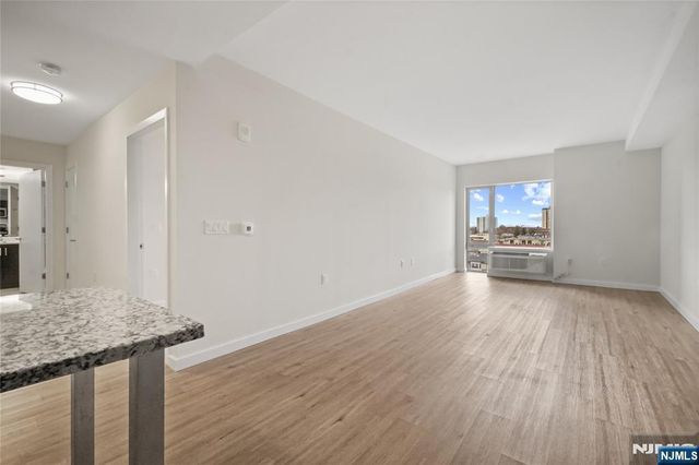 69 Main Street 1406, Fort Lee, NJ 07024