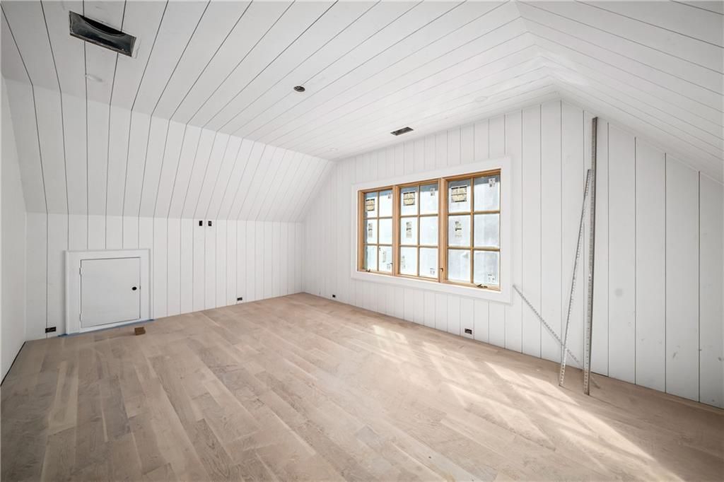 Image 39 of property listing at 15275 Birmingham Highway, Milton, GA 30004
