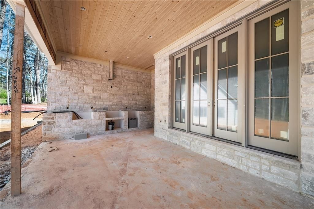 Image 43 of property listing at 15275 Birmingham Highway, Milton, GA 30004